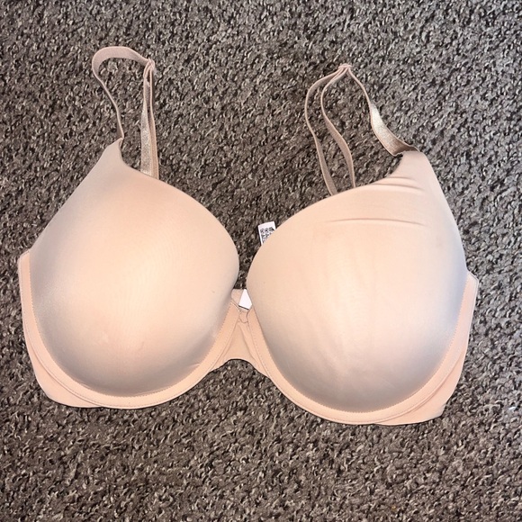 32ddd victoria’s secret bra - Picture 3 of 3